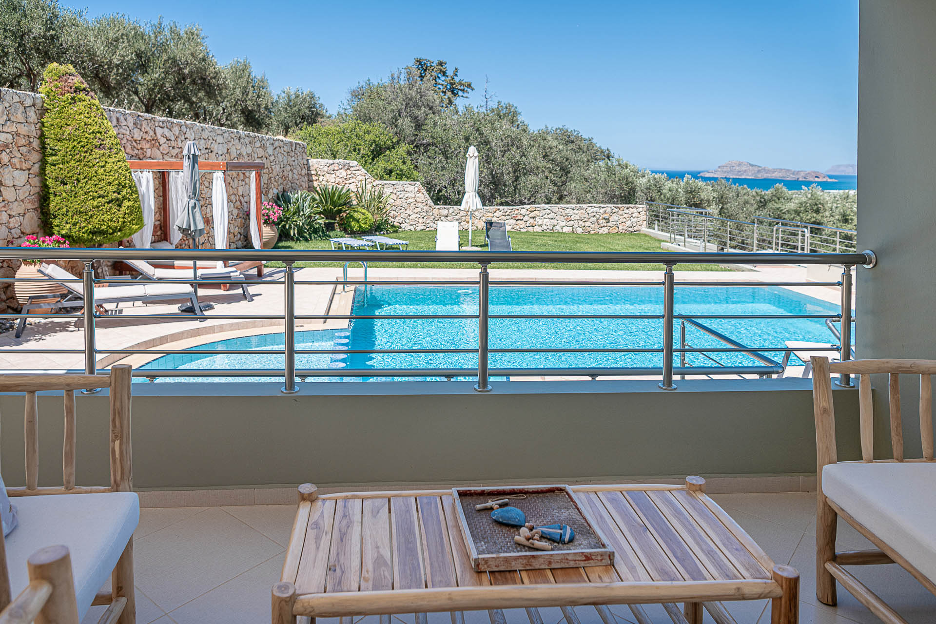 Athinais Villa